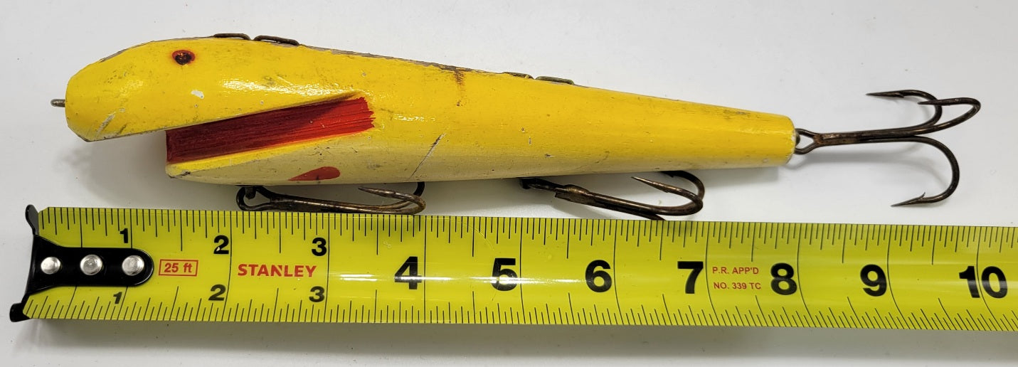 LARGE WOODED 10" YELLOW AND RED FISHING LURE WITH RED EYES AND 3 HOOKS