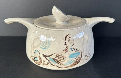 Vintage Red Wing Pottery Bob White Casserole Dish With Lid 2 Quart Mid Century
