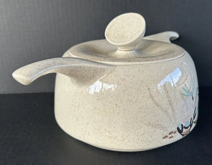 Vintage Red Wing Pottery Bob White Casserole Dish With Lid 2 Quart Mid Century