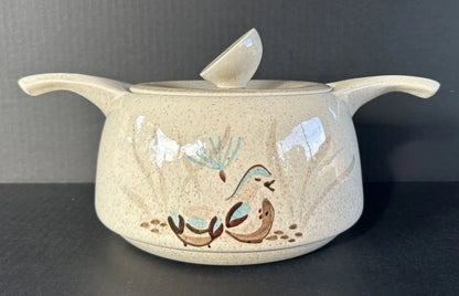 Vintage Red Wing Pottery Bob White Casserole Dish With Lid 2 Quart Mid Century