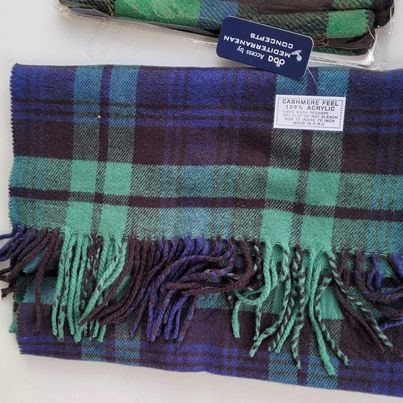 Accessories Plaid Gloves and Scarf New