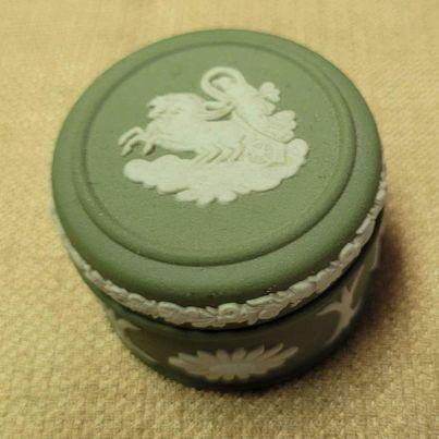 Vintage Wedgewood trinket box