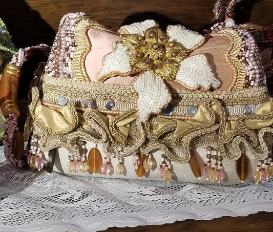 Mary Frances Hand Bag Pink & Gold Flower Retired Design