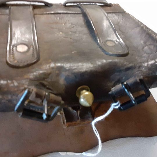 Vintage - Ammo Bag  / Cartridge Box  Leather US Military