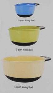 Kitchen - OXO Set of 3 Bowls.