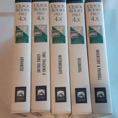Office - Quick Books pro 4x VHS beginning, advanced, time tracking, intermediate, inventory payroll