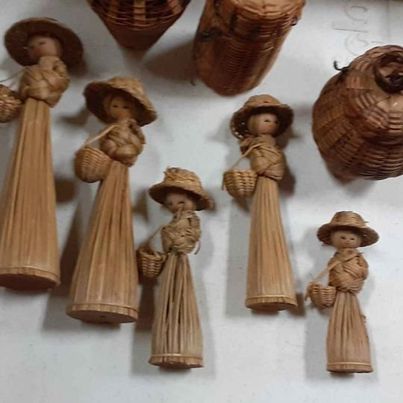 Home Decor - Straw Figures